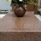 tombe-granito8